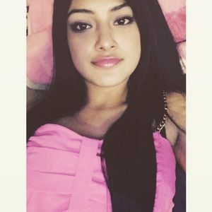 Meet your Posher, Denise